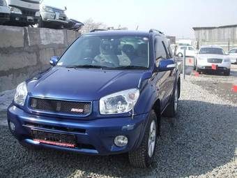 2003 Toyota RAV4 Photos