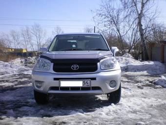 2003 Toyota RAV4 Photos