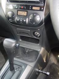 2003 Toyota RAV4 Images