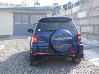 2003 Toyota RAV4 Pictures