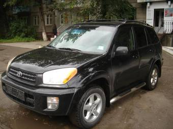 2003 Toyota RAV4 Photos