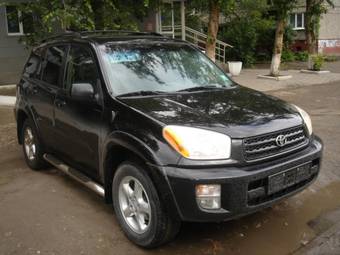 2003 Toyota RAV4 Photos