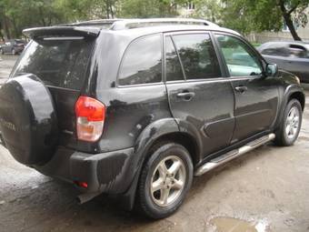 2003 Toyota RAV4 Pictures