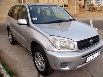 2003 Toyota RAV4 Photos