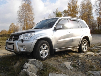2004 Toyota RAV4