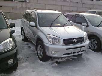 2004 RAV4