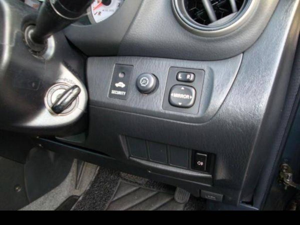 2004 Toyota RAV4