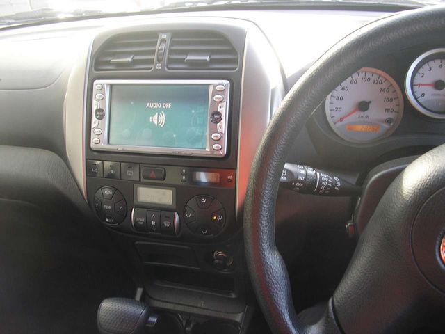 2004 Toyota RAV4