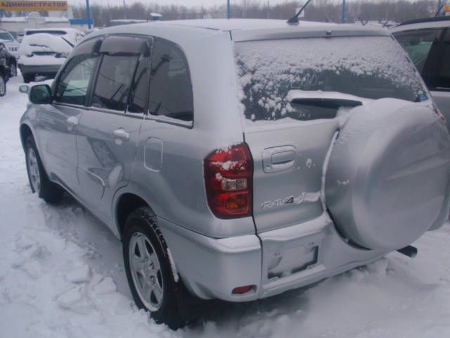 2004 Toyota RAV4