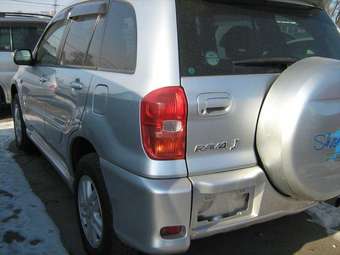 2004 RAV4