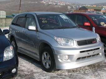 2004 RAV4