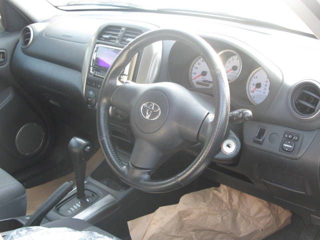 2004 Toyota RAV4