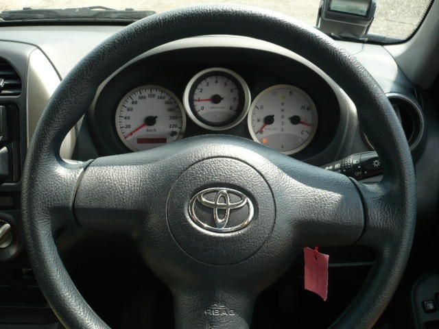 2004 Toyota RAV4