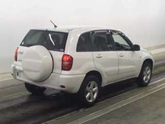 2004 RAV4