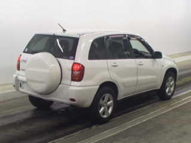 2004 Toyota RAV4