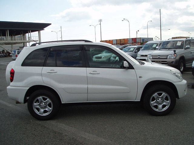 2004 Toyota RAV4