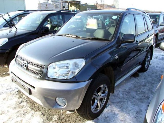 2004 Toyota RAV4