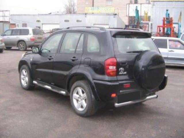 2004 Toyota RAV4