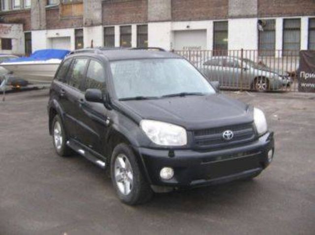 2004 Toyota RAV4