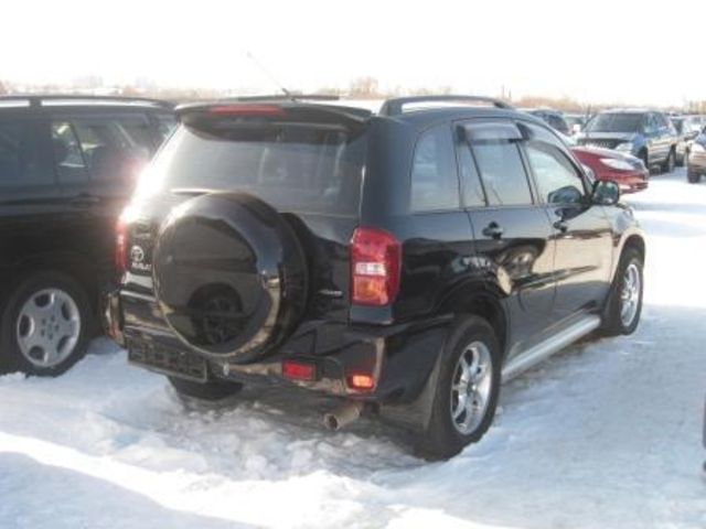 2004 Toyota RAV4