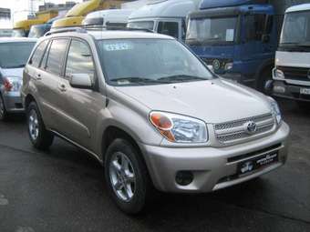 2004 Toyota RAV4