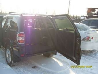 2004 Toyota RAV4 Images