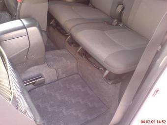 2004 Toyota RAV4 Wallpapers