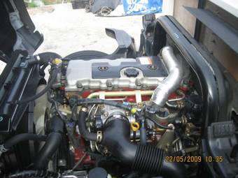 2004 Toyota RAV4 Photos