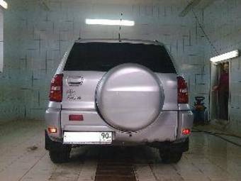 2004 Toyota RAV4 Photos