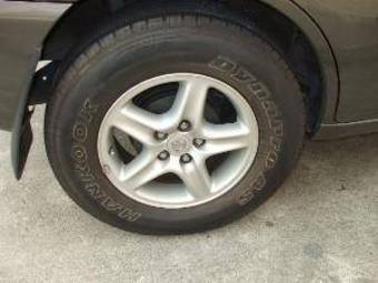 2004 Toyota RAV4 Pictures
