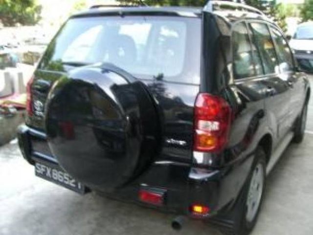 2005 Toyota RAV4