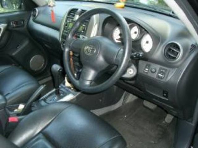 2005 Toyota RAV4