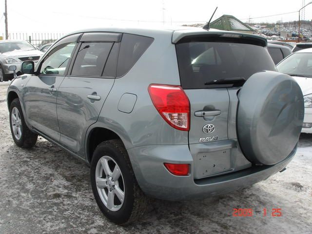 2005 Toyota RAV4