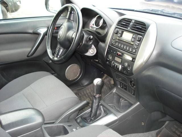 2005 Toyota RAV4