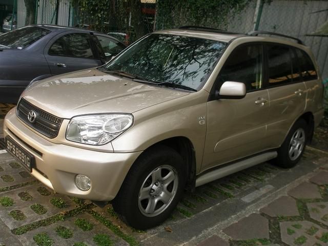 2005 Toyota RAV4