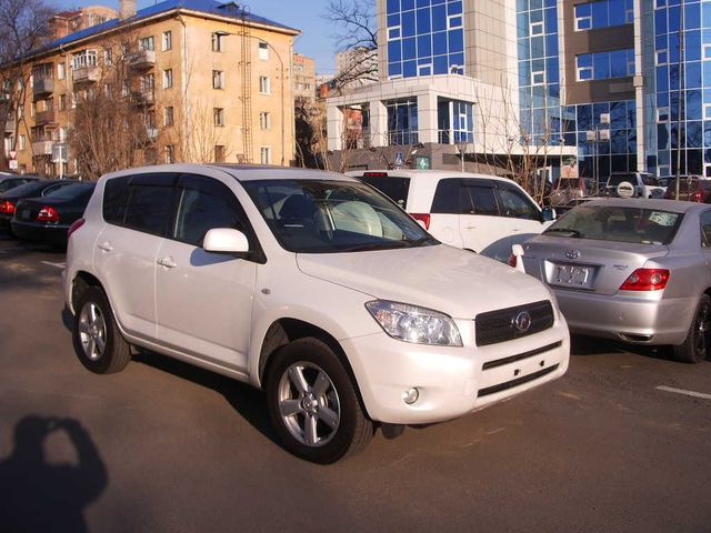 2005 Toyota RAV4
