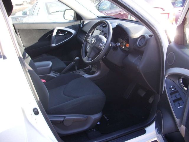 2005 Toyota RAV4