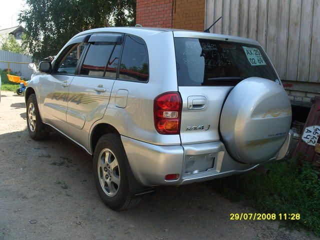 2005 Toyota RAV4