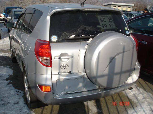 2005 Toyota RAV4
