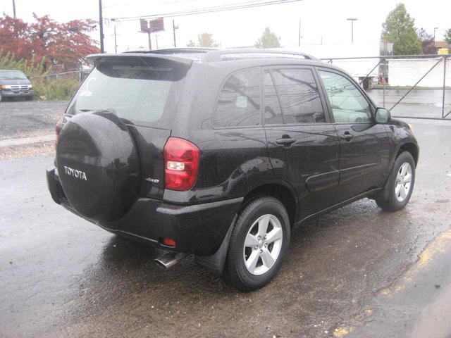 2005 Toyota RAV4