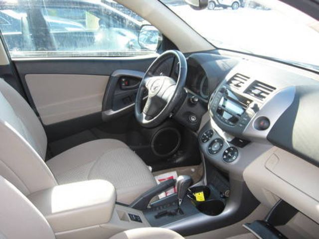2005 Toyota RAV4