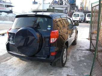 2005 Toyota RAV4 Photos