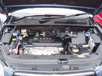 2005 Toyota RAV4 Images