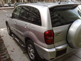 2005 Toyota RAV4 Pictures