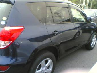 2005 Toyota RAV4 Photos