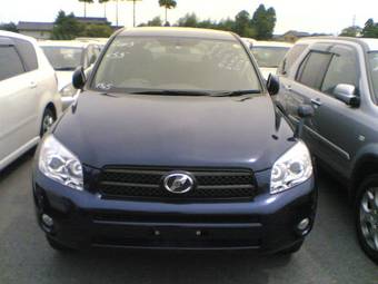2005 Toyota RAV4 Pictures