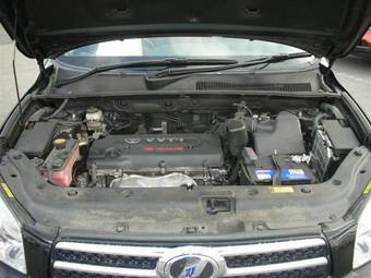 2005 Toyota RAV4 Pics