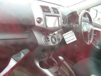 2005 Toyota RAV4 Photos