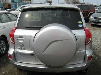 2005 Toyota RAV4 Photos
