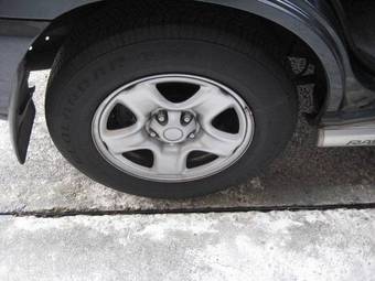 2005 Toyota RAV4 Pictures
